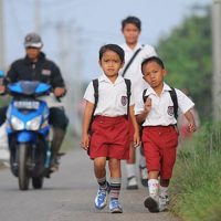 Alasan biologis mengapa anak sekolah sulit bangun pagi